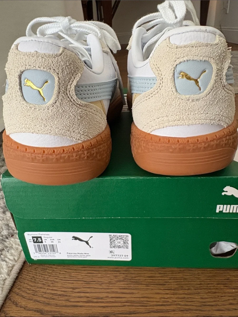 Puma Palermo moda White Sneakers with Light Blue Stripe and Tan Suede Accents